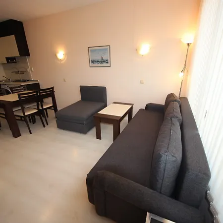 Menada Horyzont 소조폴